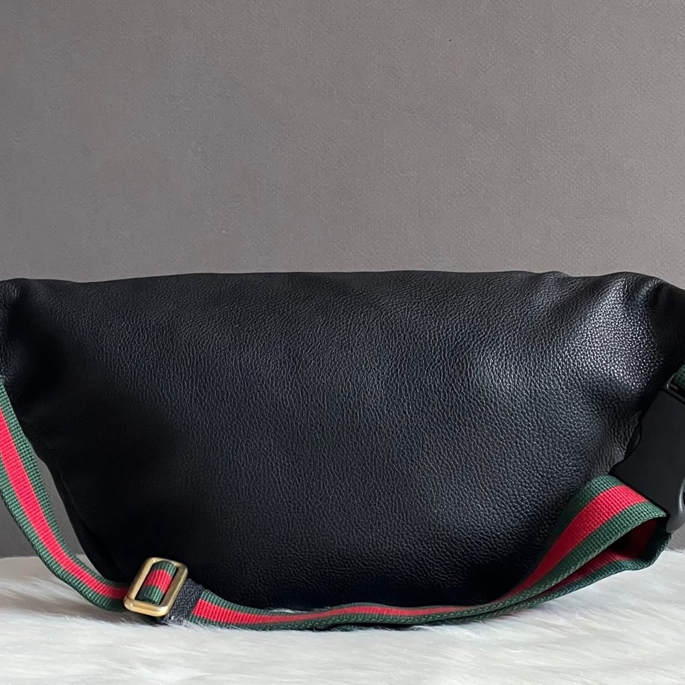 💰SOLD - Gucci Logo Print Leather Belt Bag - Picture 7 of 15